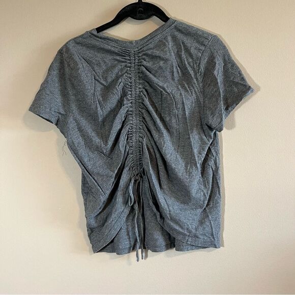 ✨ All in Motion Gray Crop Top Medium - Picture 5 of 5